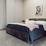 לינה וארוחת בוקר La Punta