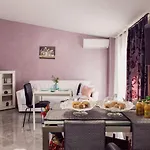La Punta לינה וארוחת בוקר 3*