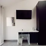 לינה וארוחת בוקר La Punta 3*
